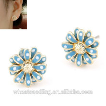 2014 Stock OL little Daisy Flowers Personality Fashion Earrings Jewelry For Party Girls